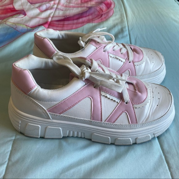 Koi Footwear Kawaii Platform Trainers sneakers pink and white - Picture 3 of 9